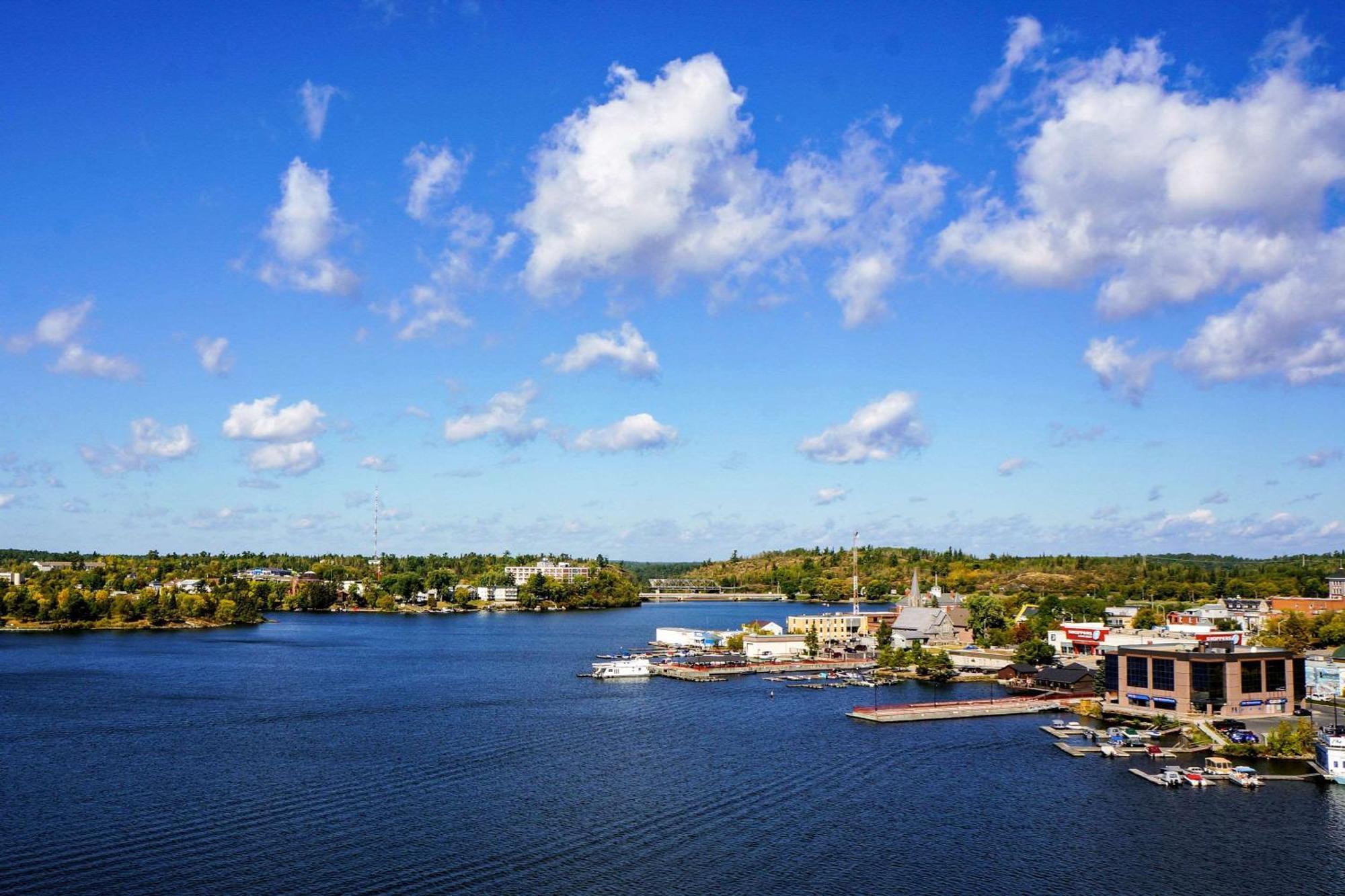 Clarion Lakeside Inn & Conference Centre Kenora Eksteriør bilde